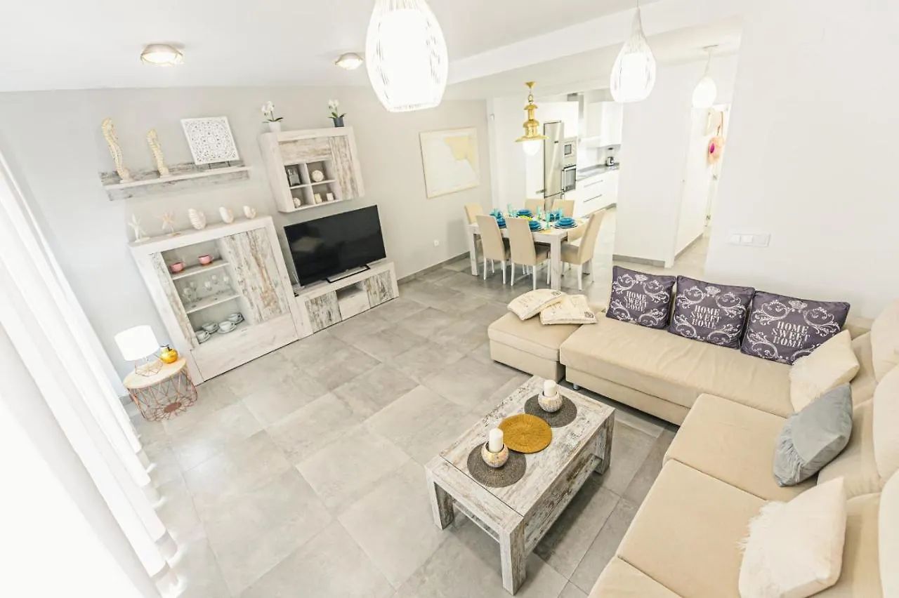 Sun Kissed Beach House Familias Apartment Conil De La Frontera