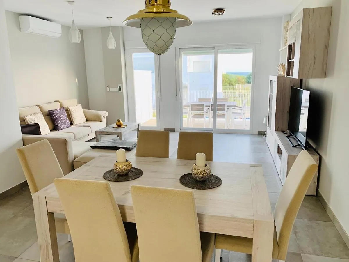 Sun Kissed Beach House Familias Apartment Conil De La Frontera