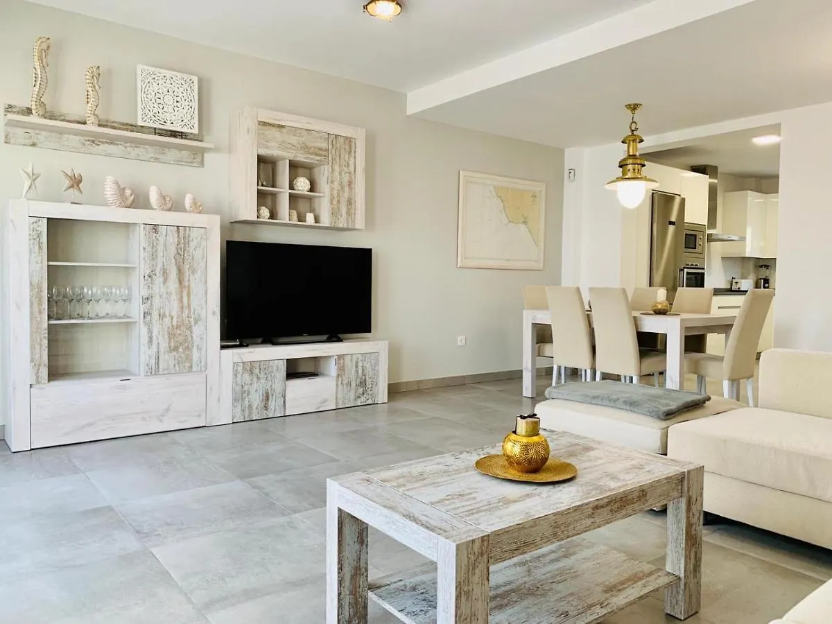 Sun Kissed Beach House Familias Apartment Conil De La Frontera