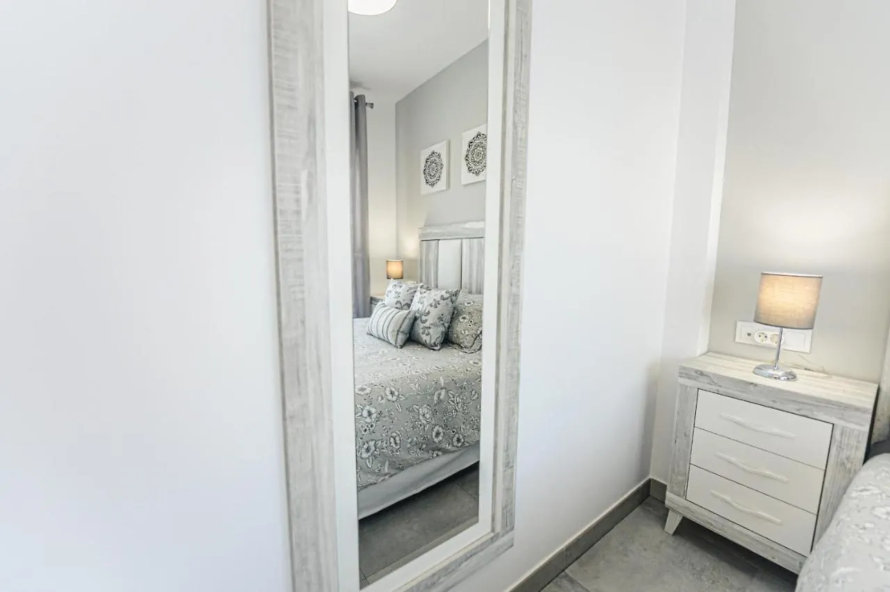 Sun Kissed Beach House Familias Apartment Conil De La Frontera