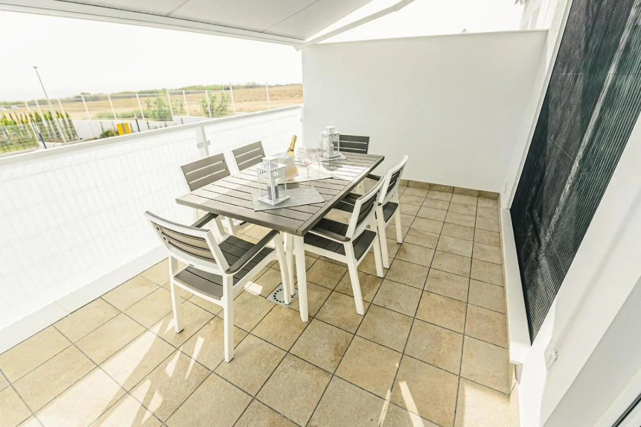 Sun Kissed Beach House Familias Apartment Conil De La Frontera